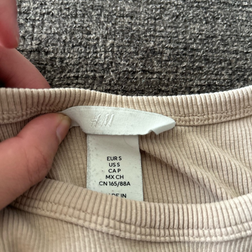 H&M Cream Ribbed Tank Top - Picture 2 of 3